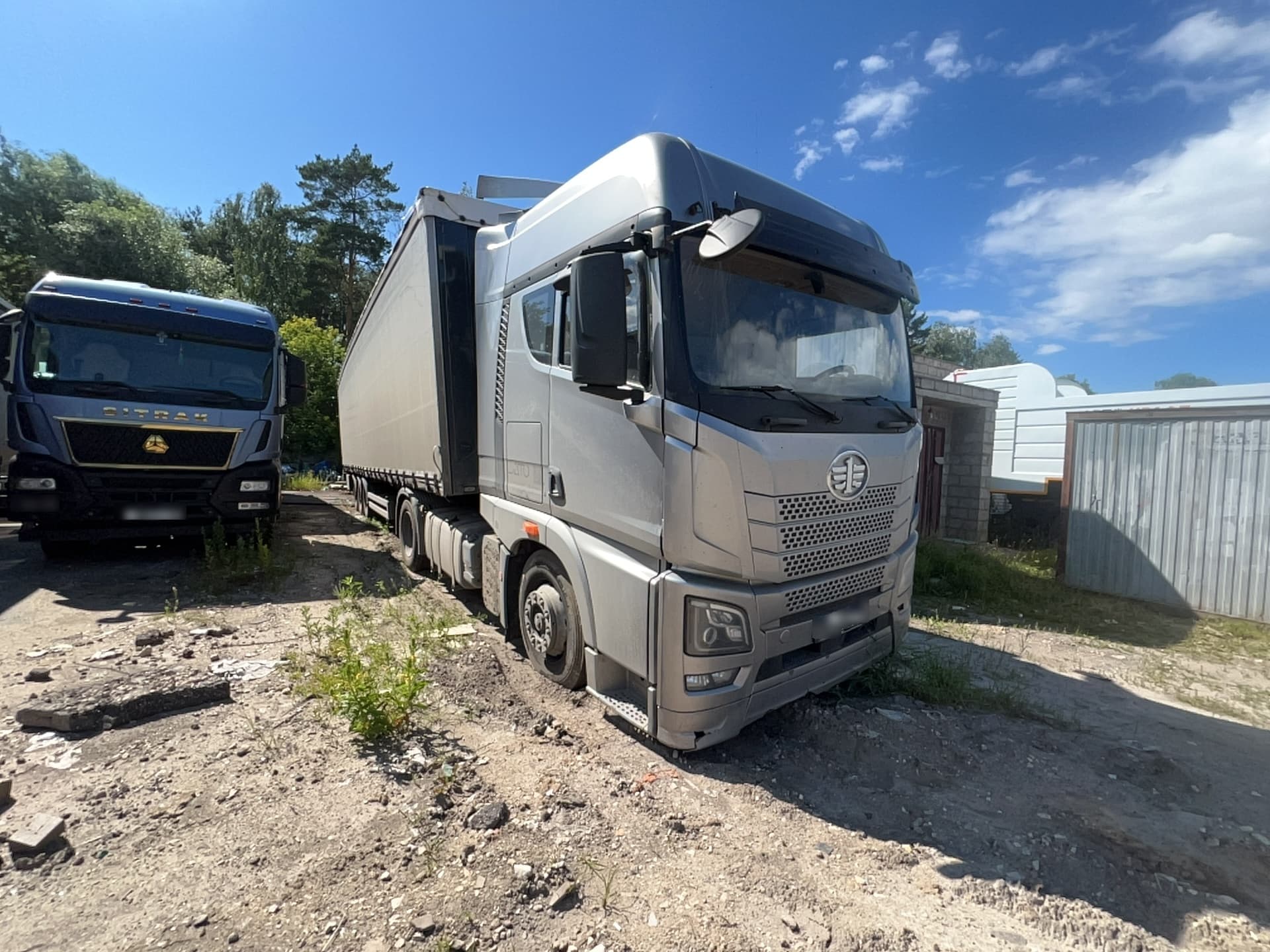 FAW JH6 4x2 Седельный тягач - 2
