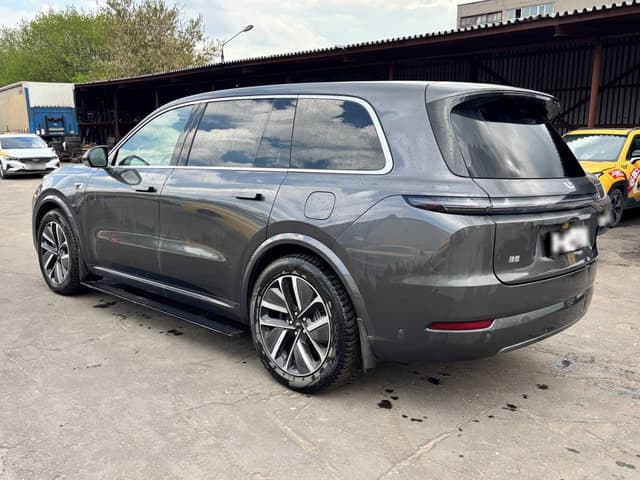 Li (Lixiang) L9 - 4