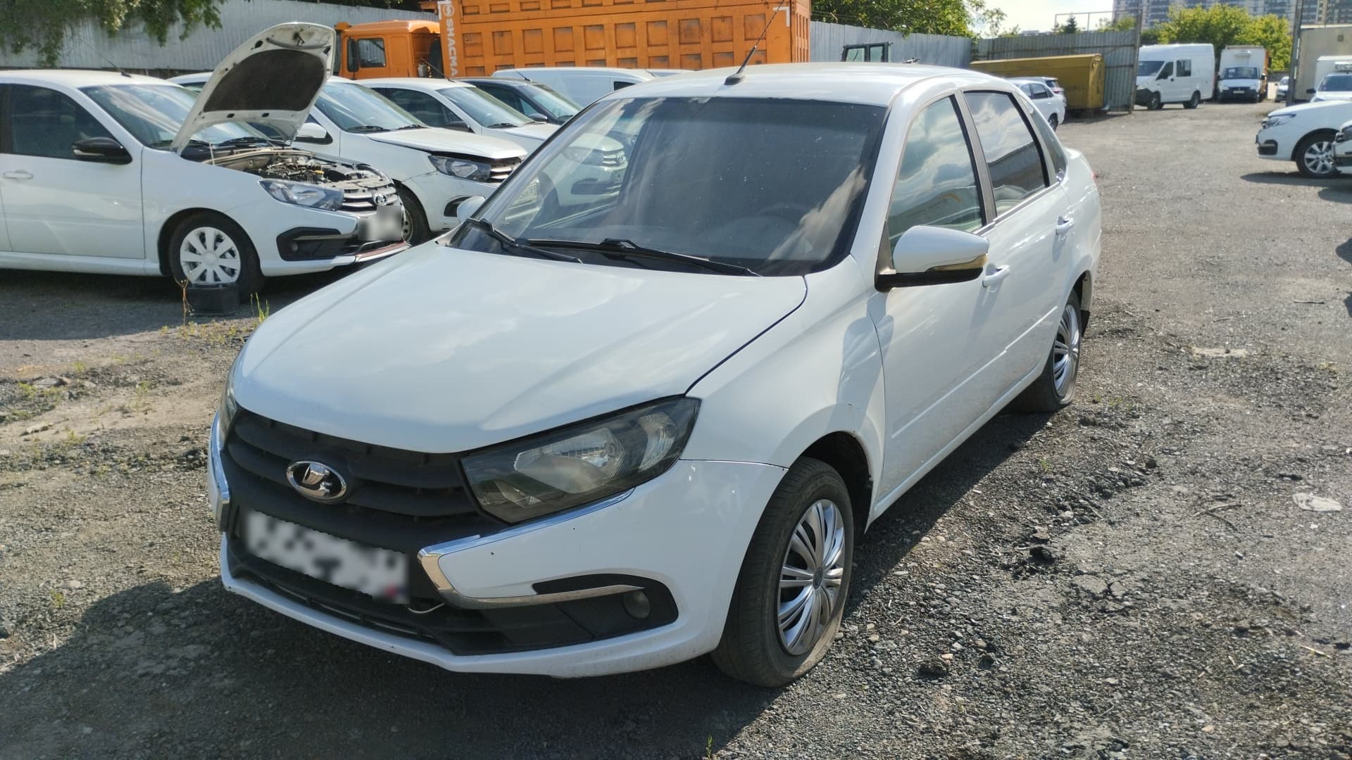 Lada Granta седан - 1