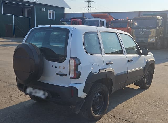 Lada Niva Travel - 3