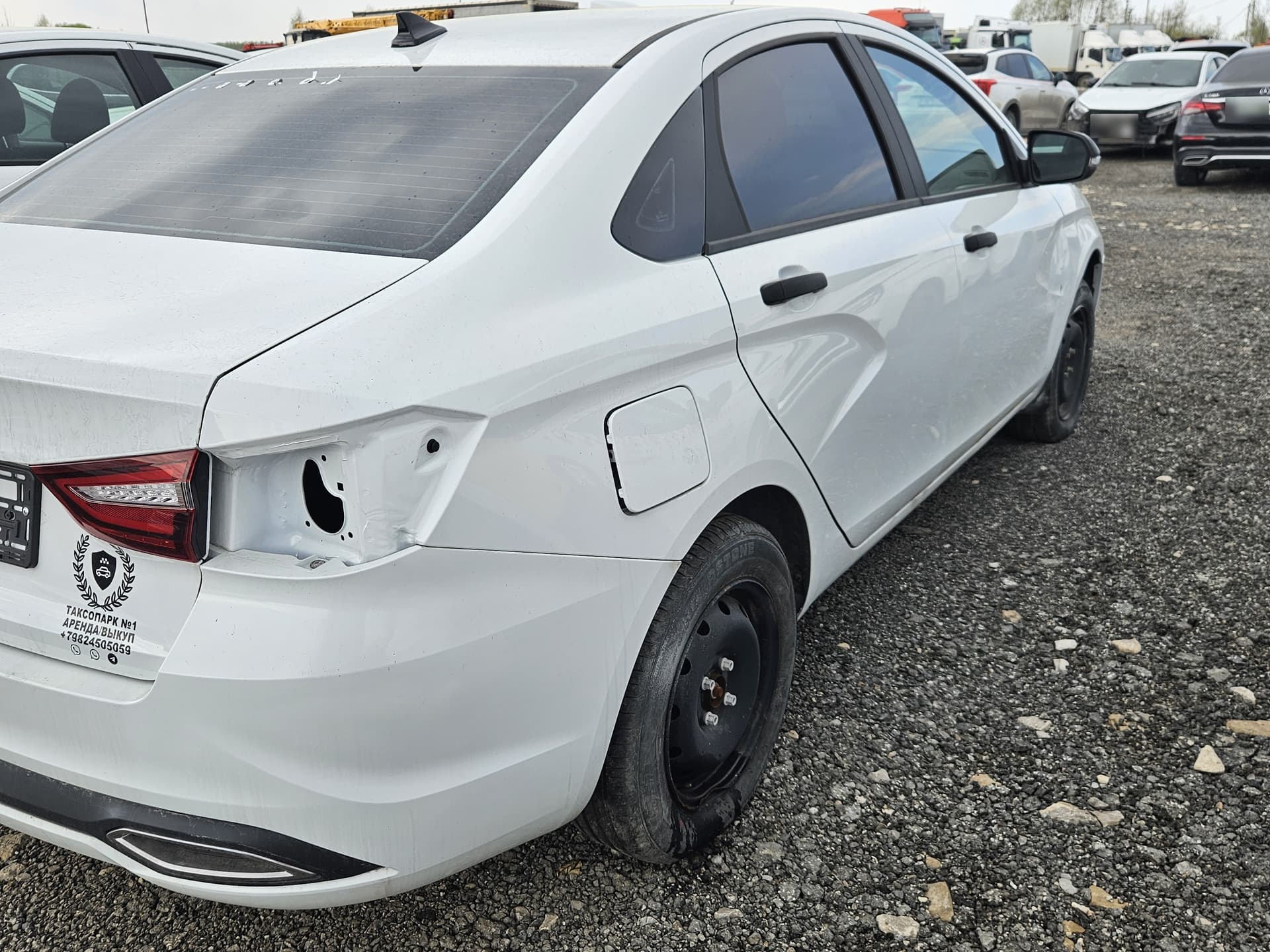 Lada Vesta седан - 3