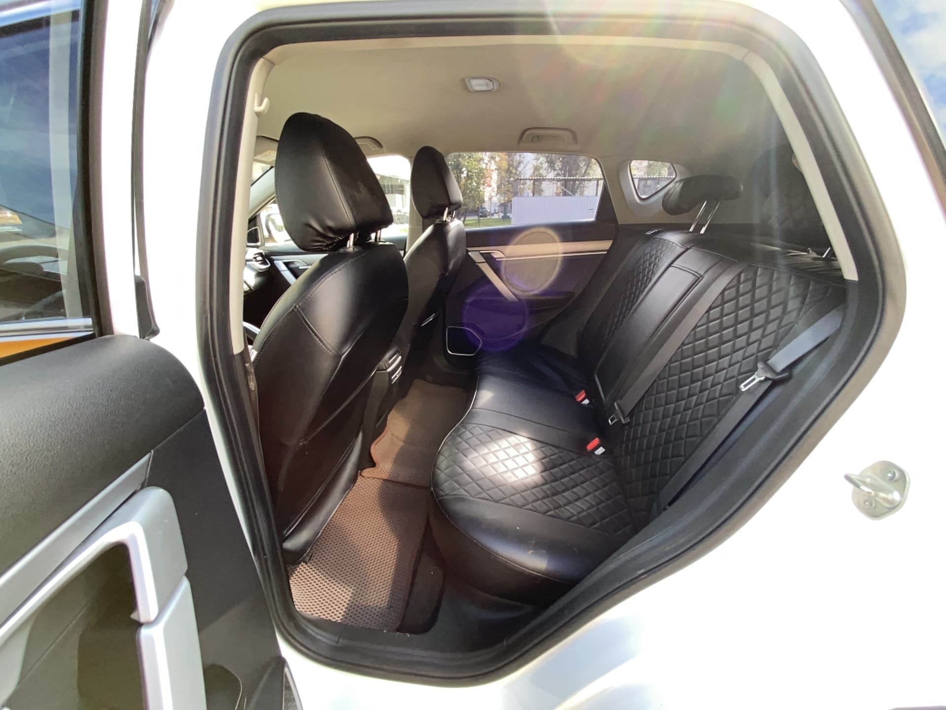 Geely Coolray - 9