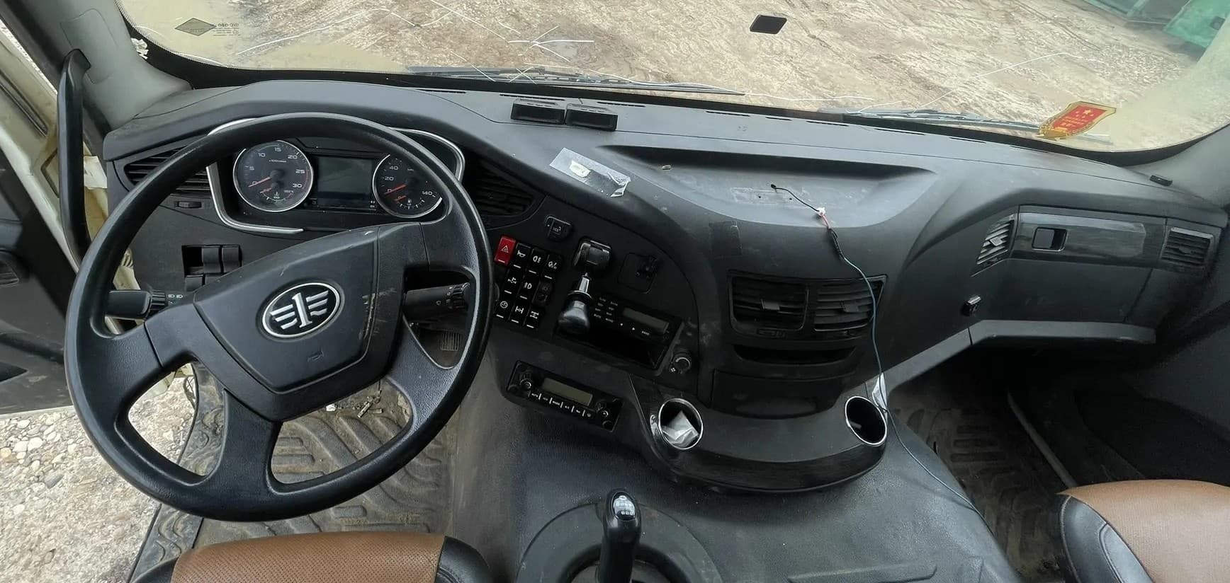 FAW J6 8x4 Самосвал - 5