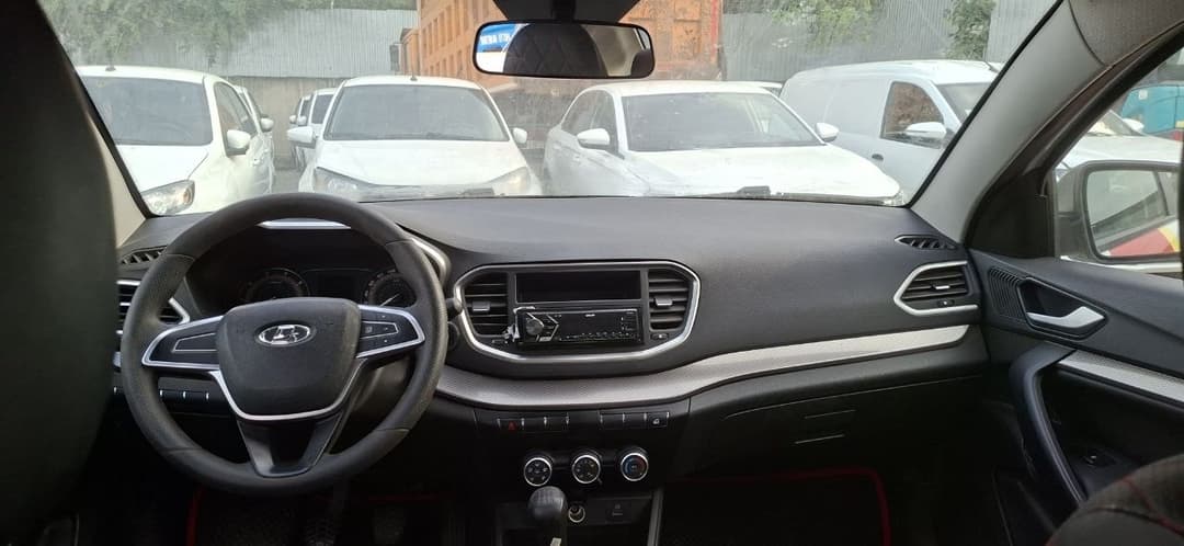 Lada Vesta седан - 5