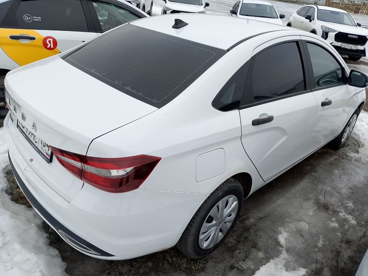Lada Vesta седан - 3