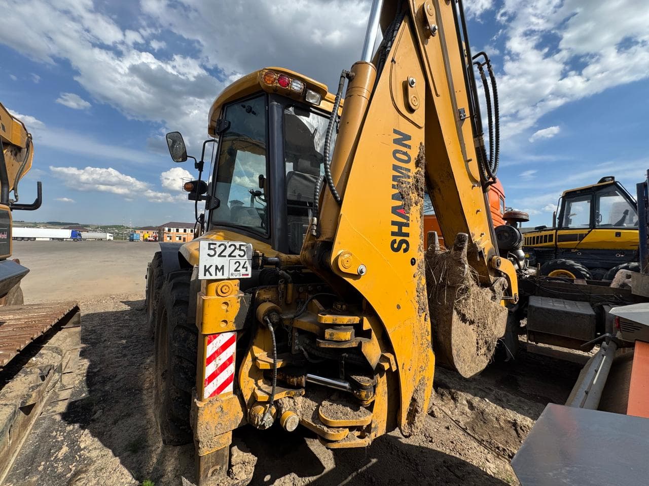 Shanmon 388 Экскаватор-погрузчик - 4