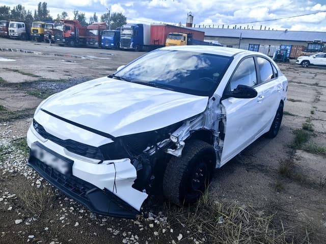 KIA Cerato - 1