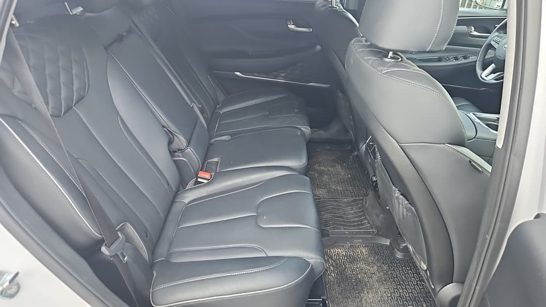 Hyundai Santa Fe - 8