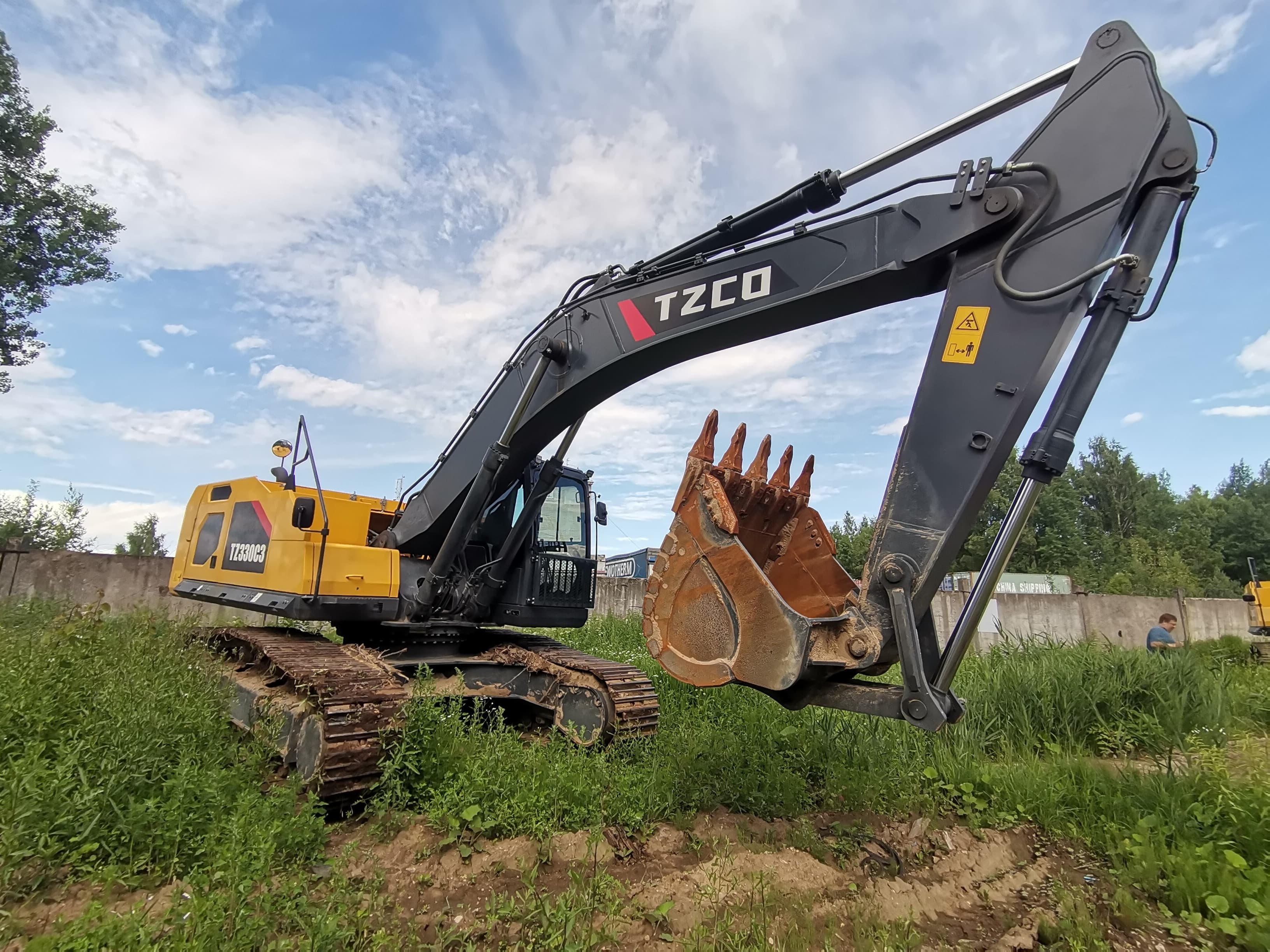 Tzco TZ330* Экскаватор - 2