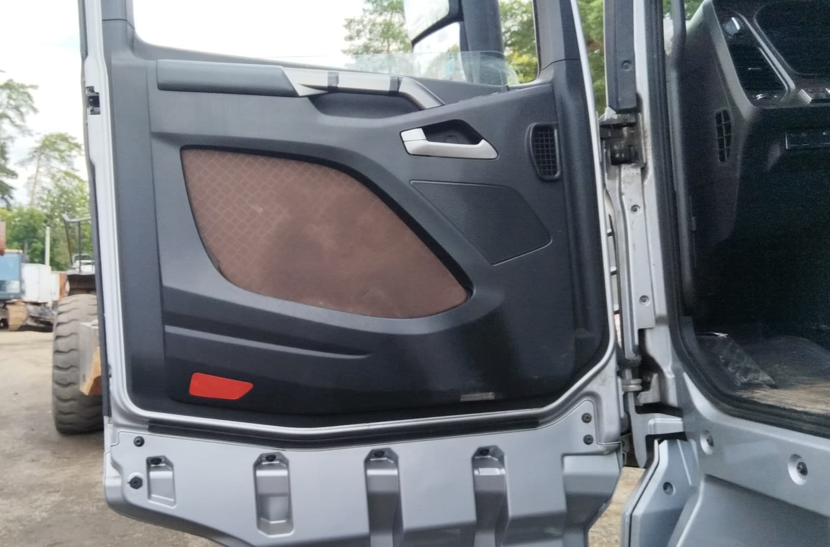 FAW J7 4x2 Седельный тягач - 8