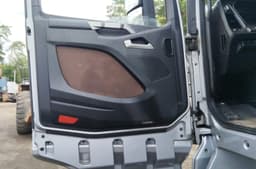 FAW J7 4x2 Седельный тягач - 8