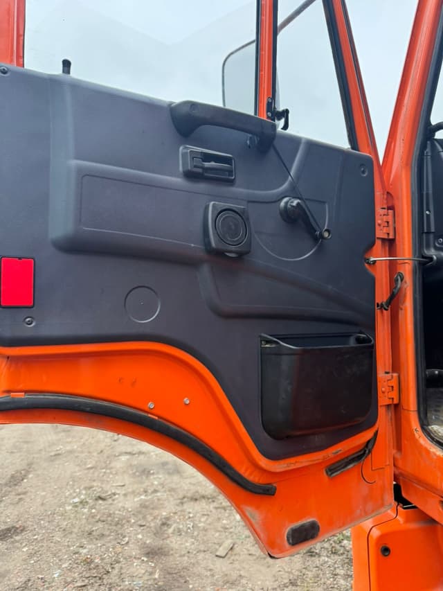 Камаз 6520 6X4 Самосвал - 6