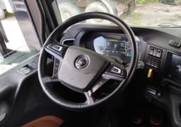 Shacman (Shaanxi) SX* 4x2 Седельный тягач - 5