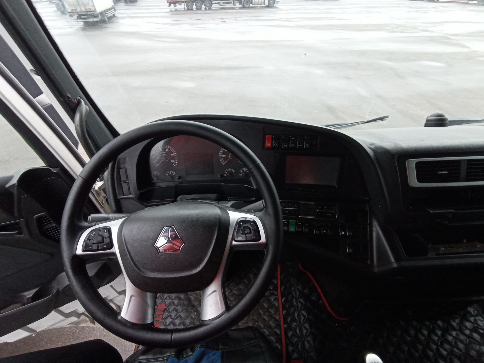 Sitrak C7H 6x4 Седельный тягач - 5