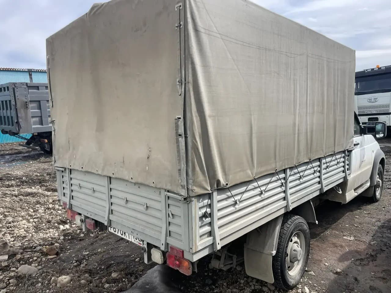 UAZ Profi - 3