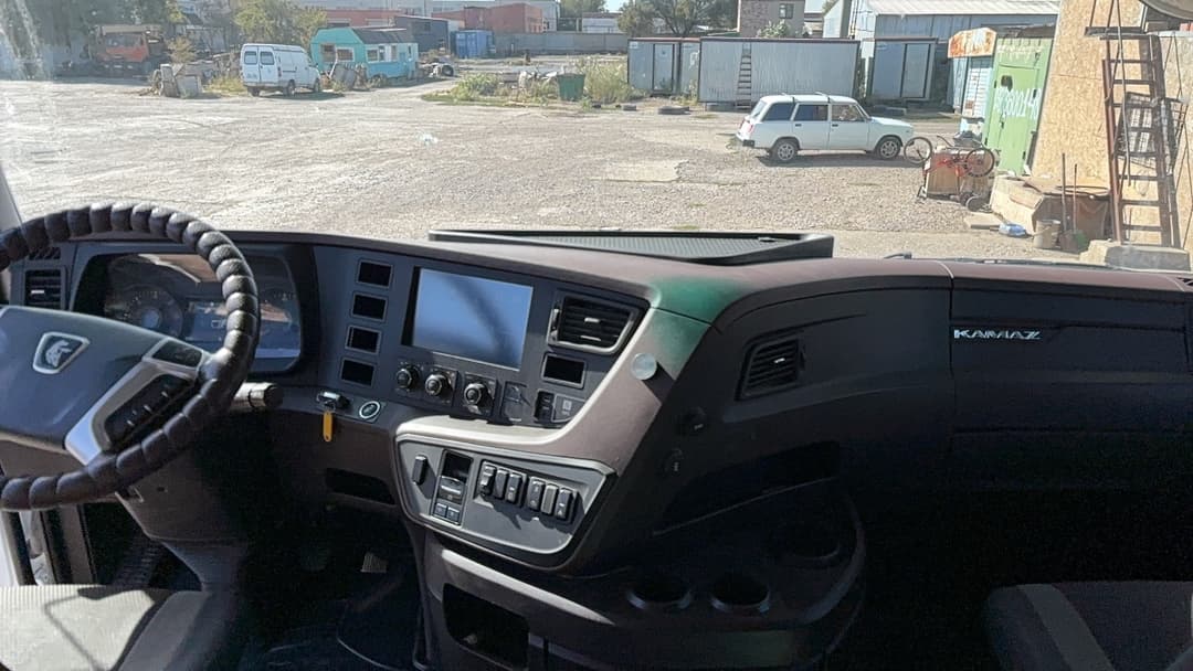 Камаз 54901 4x2 Седельный тягач - 5