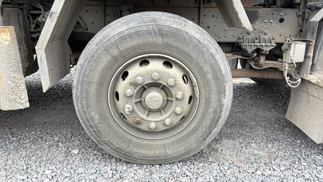 Dongfeng DFH 8x4 Самосвал - 10