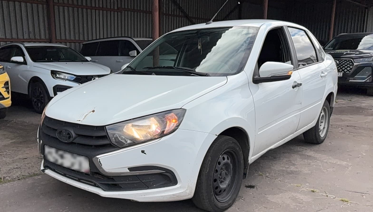 Lada Granta седан - 1