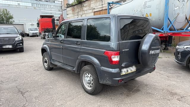 UAZ PATRIOT - 4