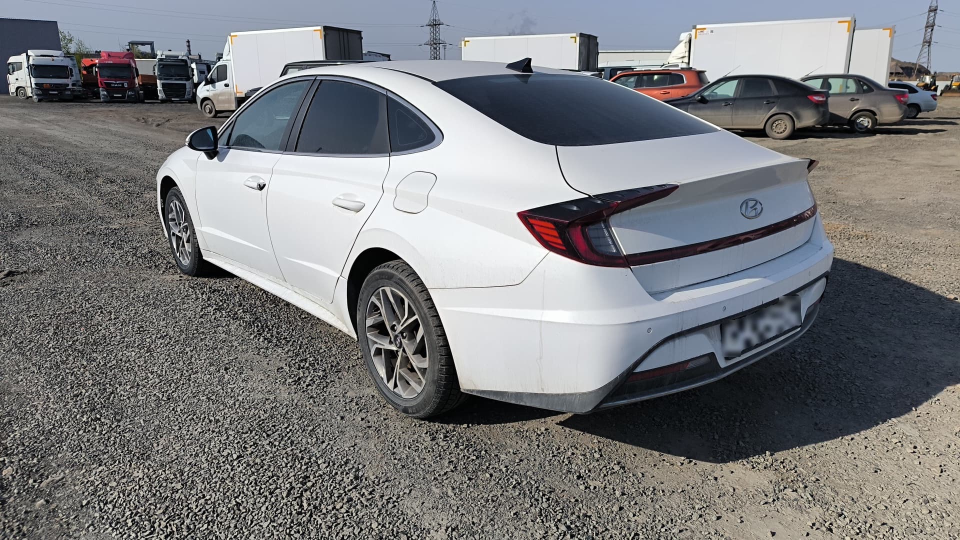 Hyundai Sonata - 4