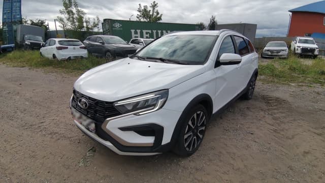 Lada Vesta SW Cross - 1