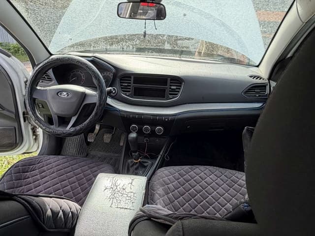 Lada Vesta седан - 5