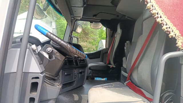 Renault T 4x2 Седельный тягач - 5