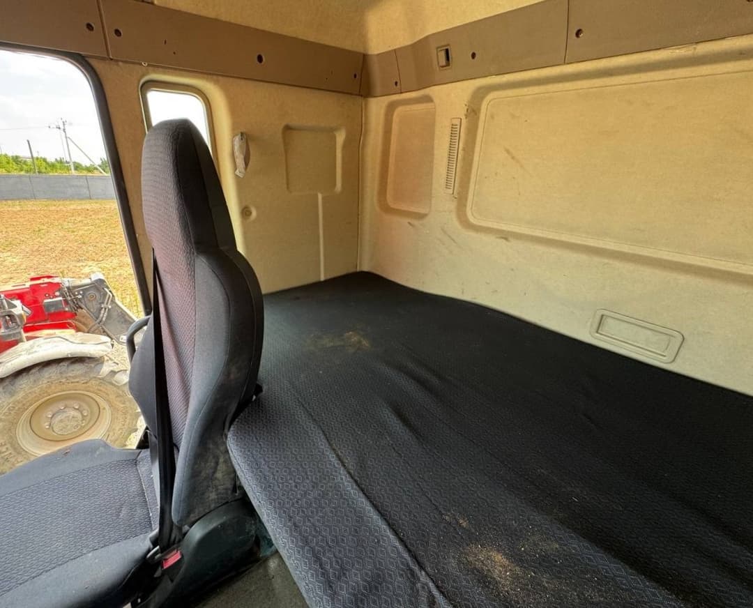 Howo T5G 8x4 Самосвал - 9