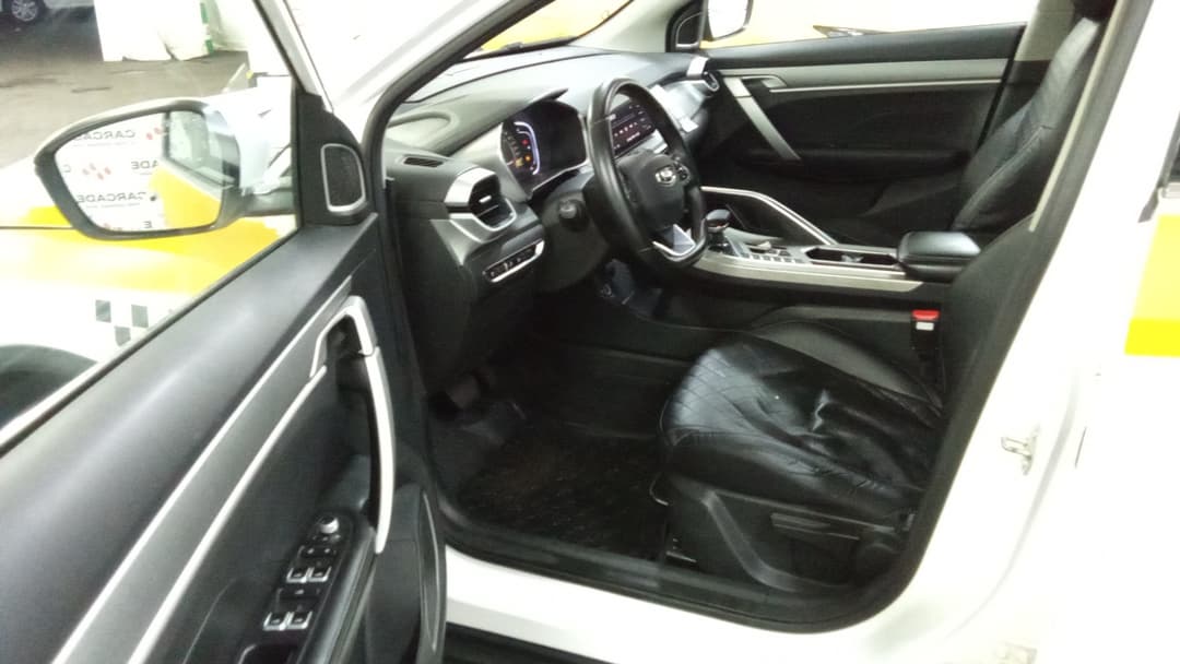 Geely Coolray - 6