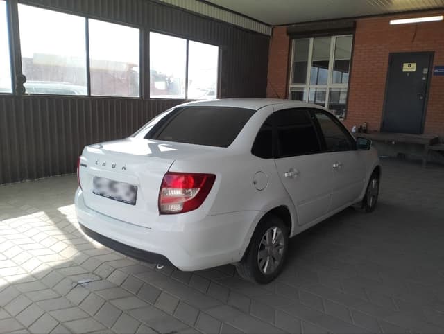 Lada Granta седан - 3