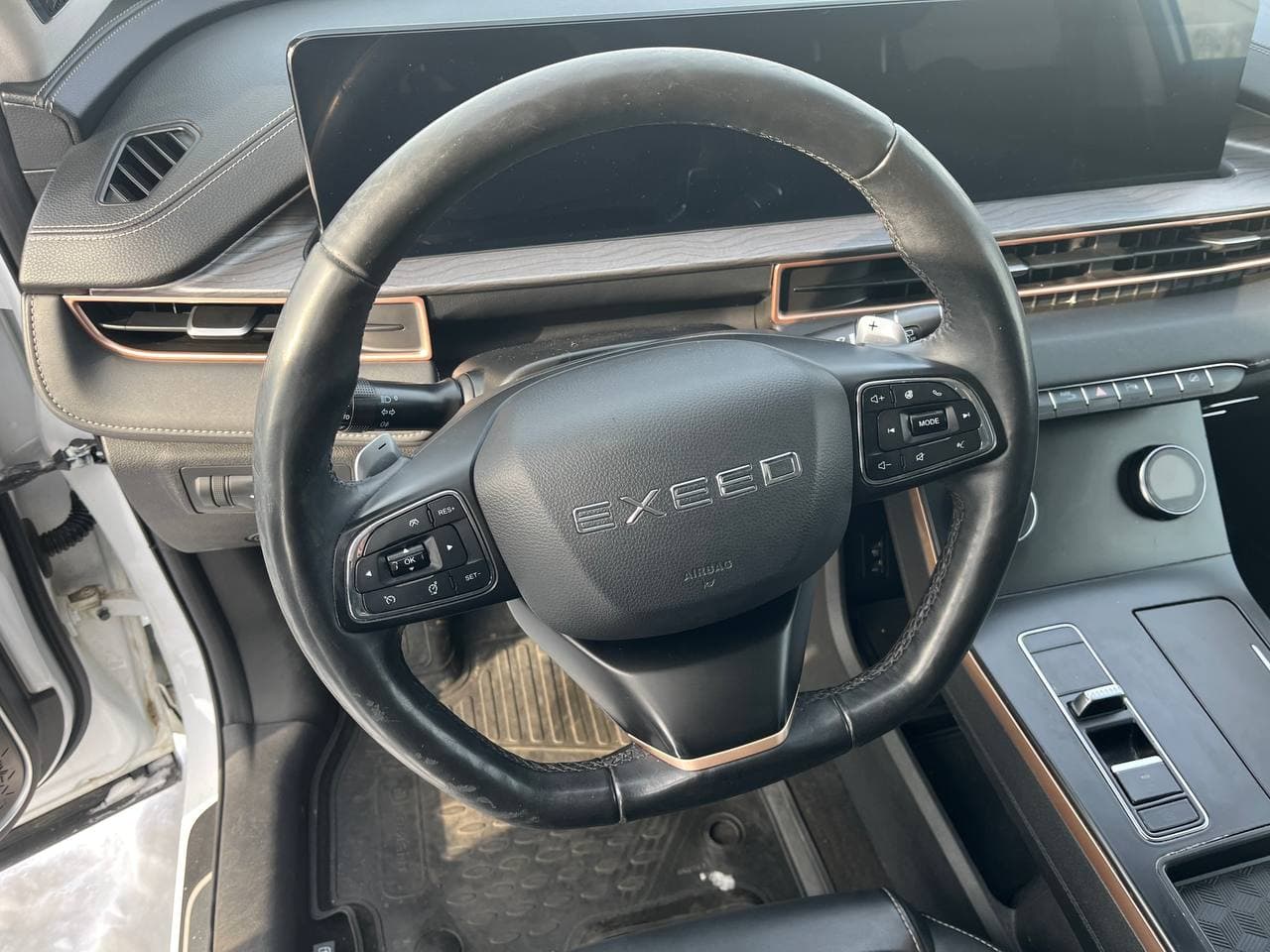 Exeed LX - 5
