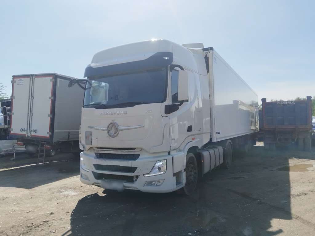 Dongfeng GX 4x2 Седельный тягач - 1