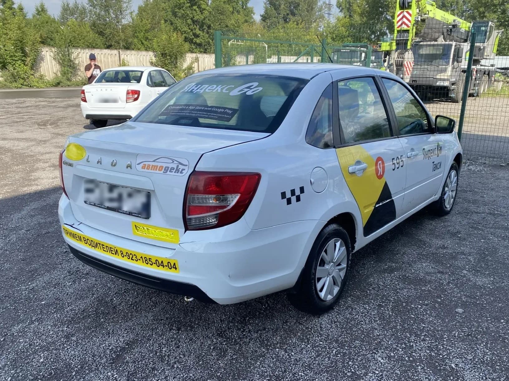 Lada Granta лифтбек - 3