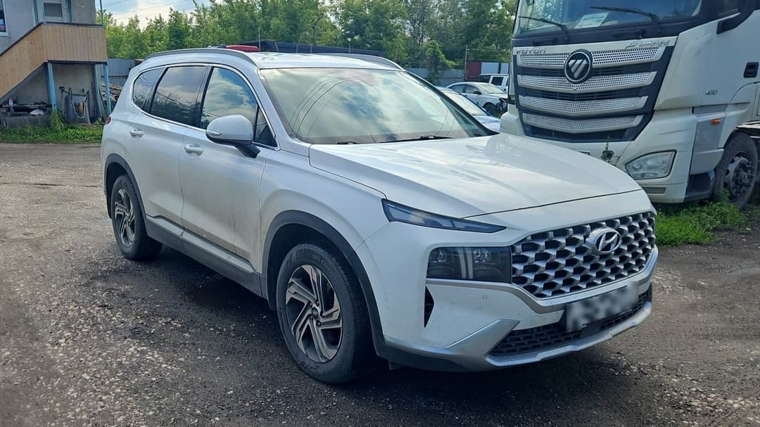 Hyundai Santa Fe - 2