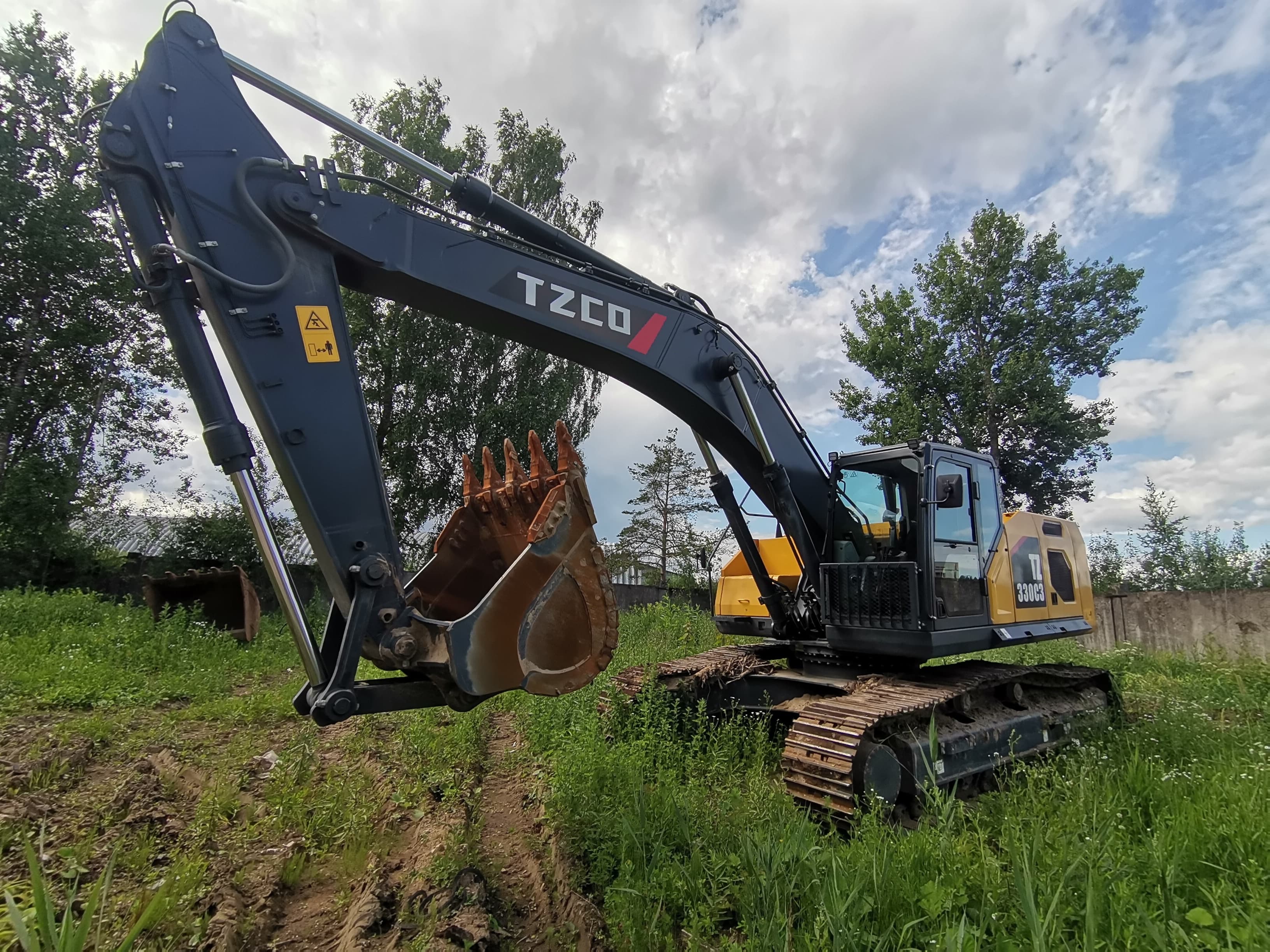 Tzco TZ330* Экскаватор - 1