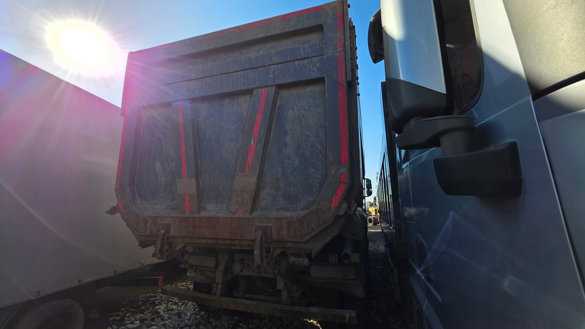 Howo T5G 6x4 Самосвал - 3