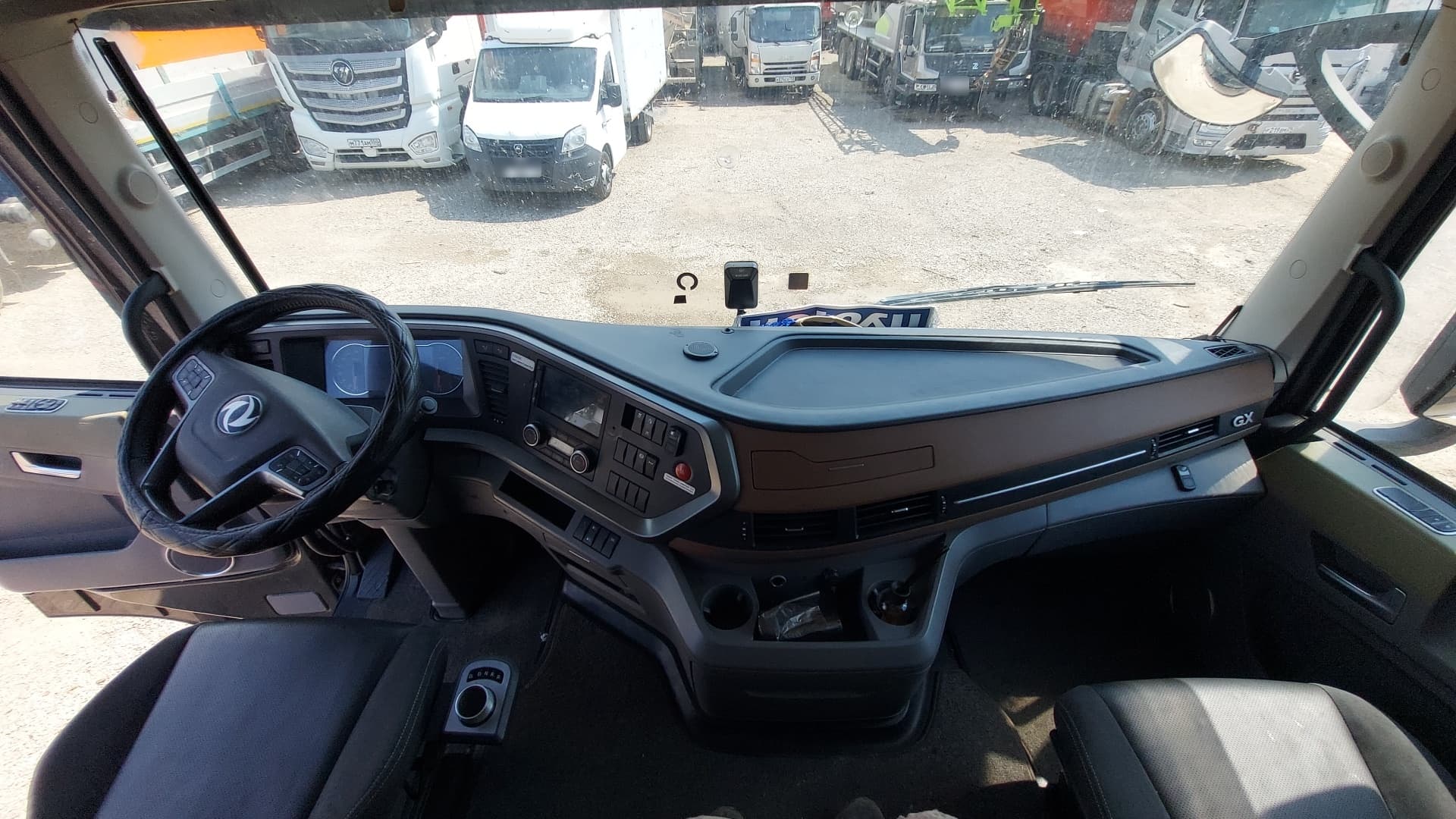 Dongfeng GX 4x2 Седельный тягач - 5