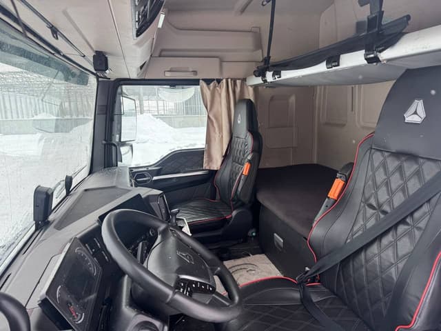 Sitrak C7H 4x2 Седельный тягач - 9