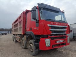 Hongyan 908 8x4 Самосвал - 2