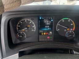 Mercedes-Benz Actros 6x4 Седельный тягач - 6
