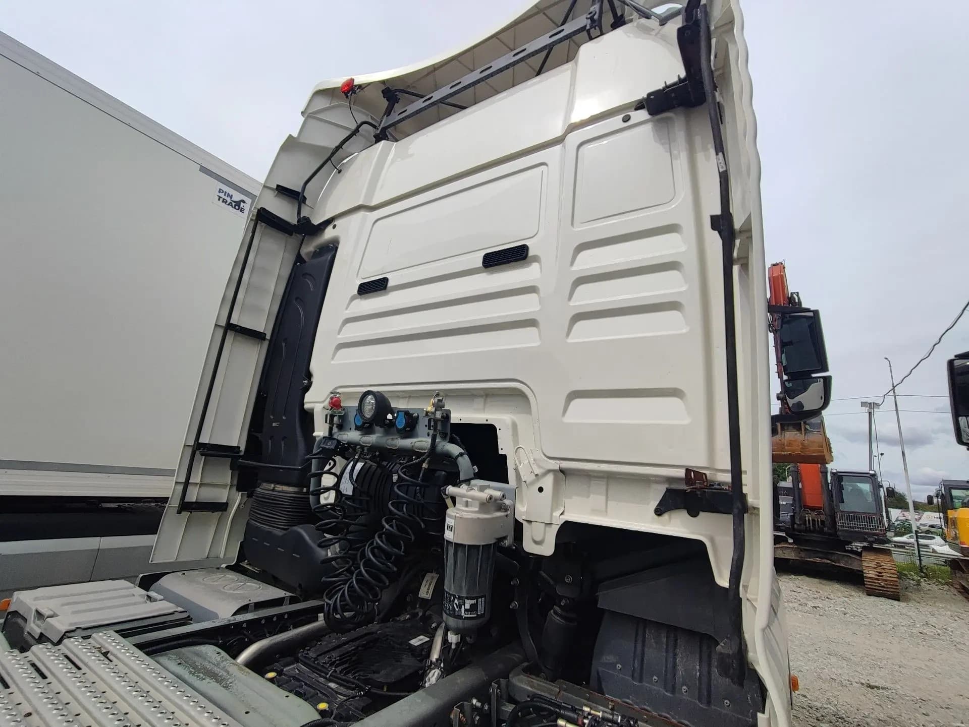 Sitrak C7H 4x2 Седельный тягач - 3