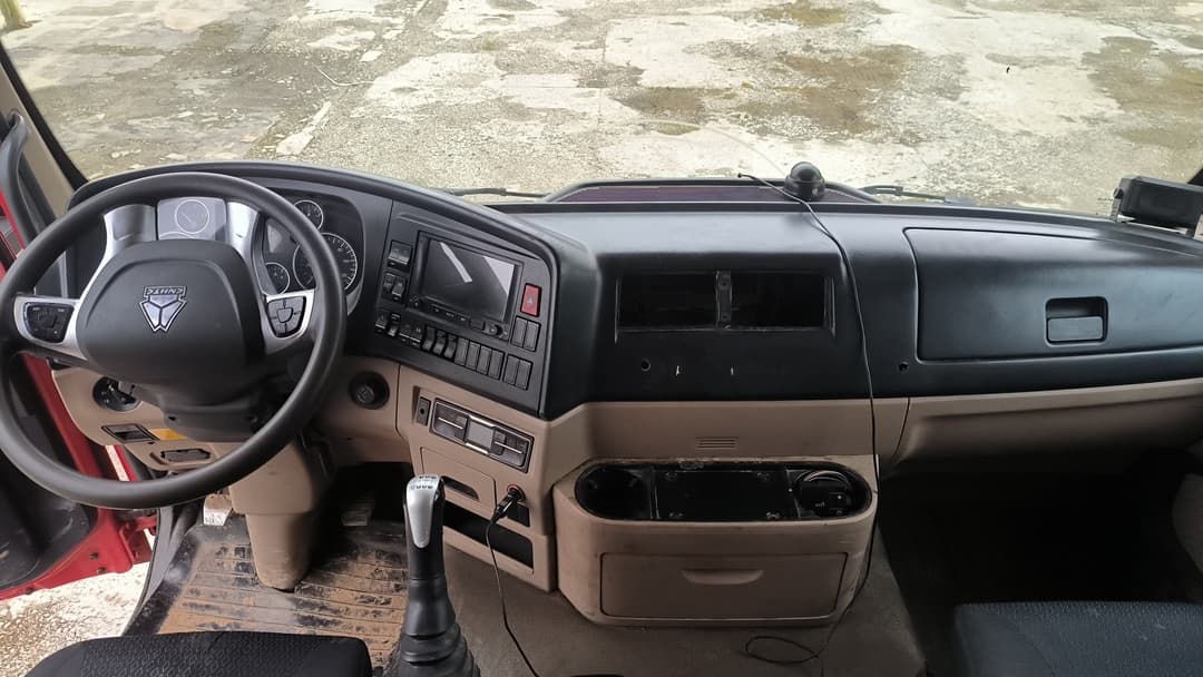 Howo T5G 6x4 Самосвал - 4