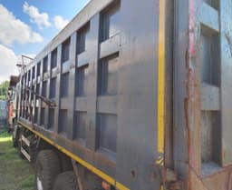 FAW CA 3310 8x4 - 4