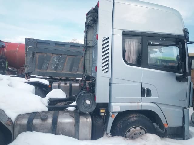 Shacman (Shaanxi) SX* 6x4 Седельный тягач - 2