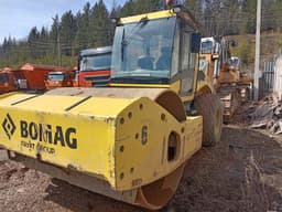 Bomag BW 220 Каток - 1
