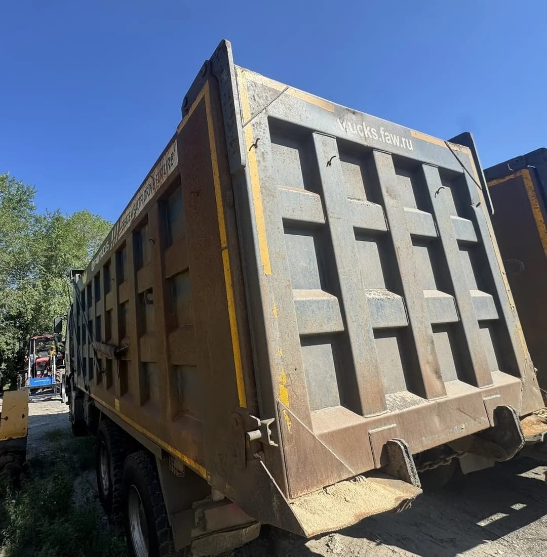 FAW J6* 6x4 Самосвал - 4