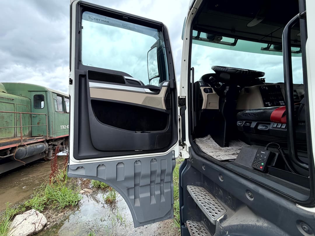 MAN TGX 6x4 Седельный тягач - 7