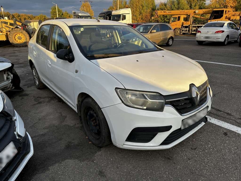 Renault Logan II - 2