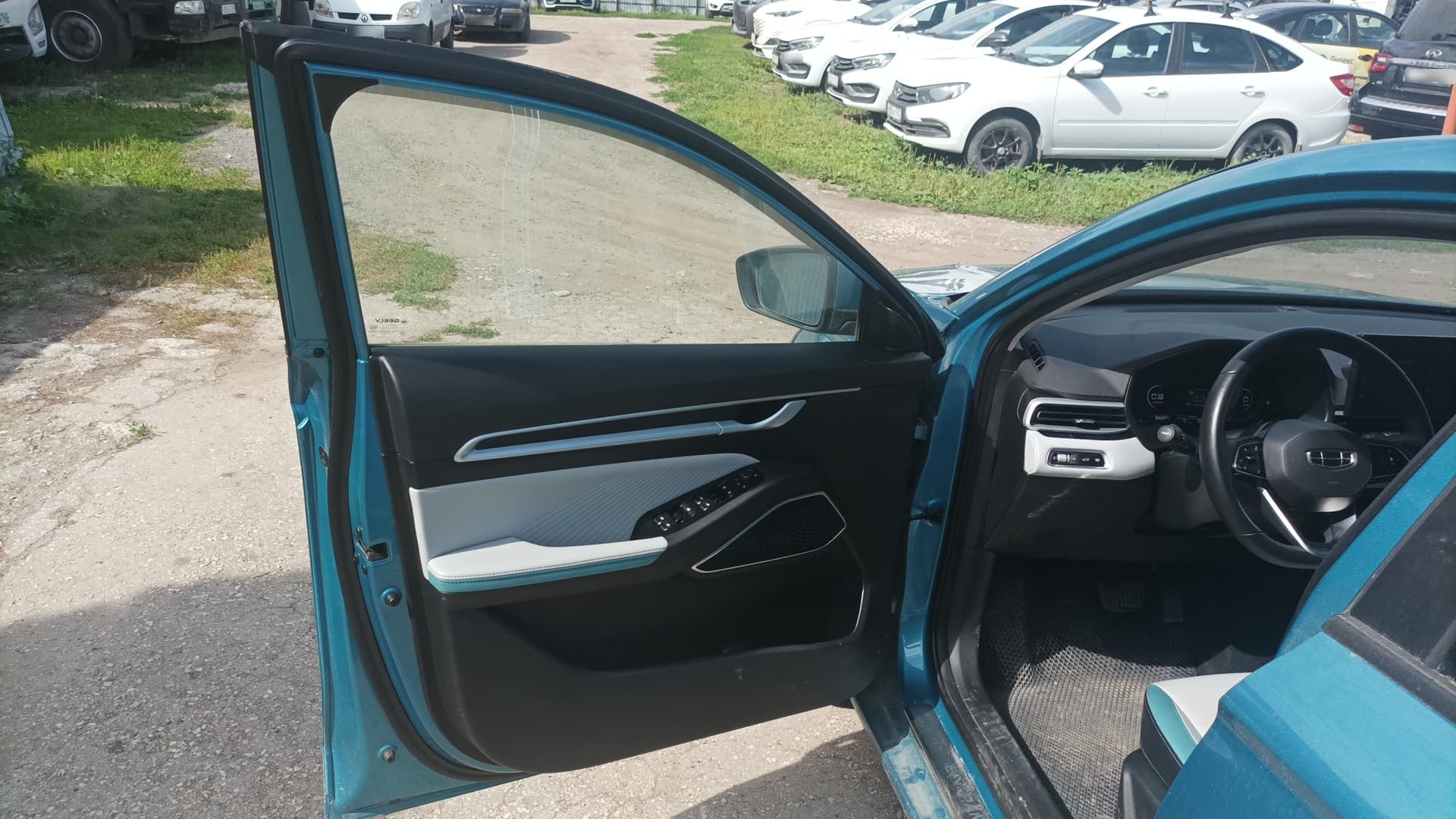 Geely EMGRAND - 8