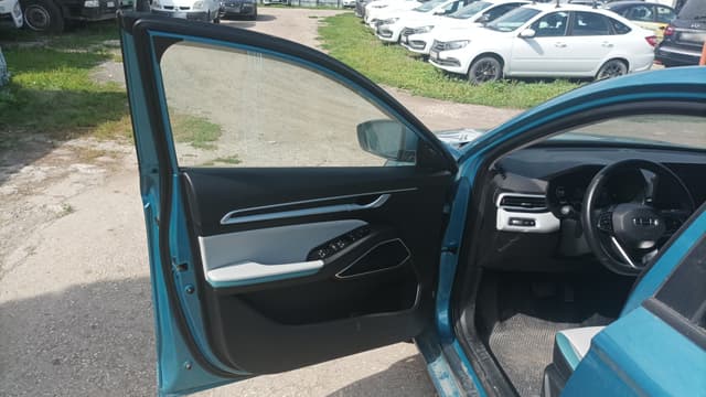 Geely EMGRAND - 8